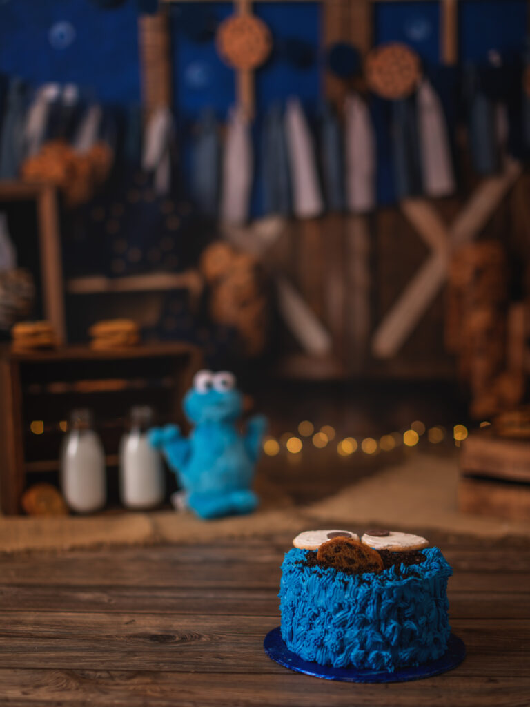 Blue cooke monster cake 