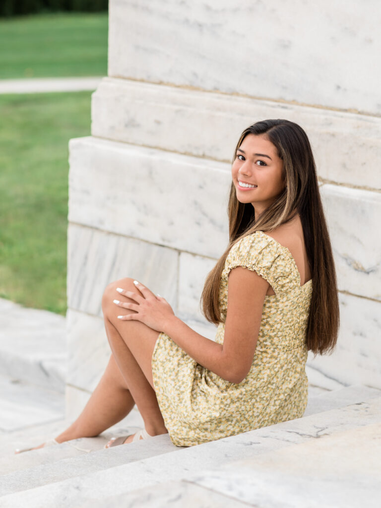 girl in yellow dress psong for senior portraits