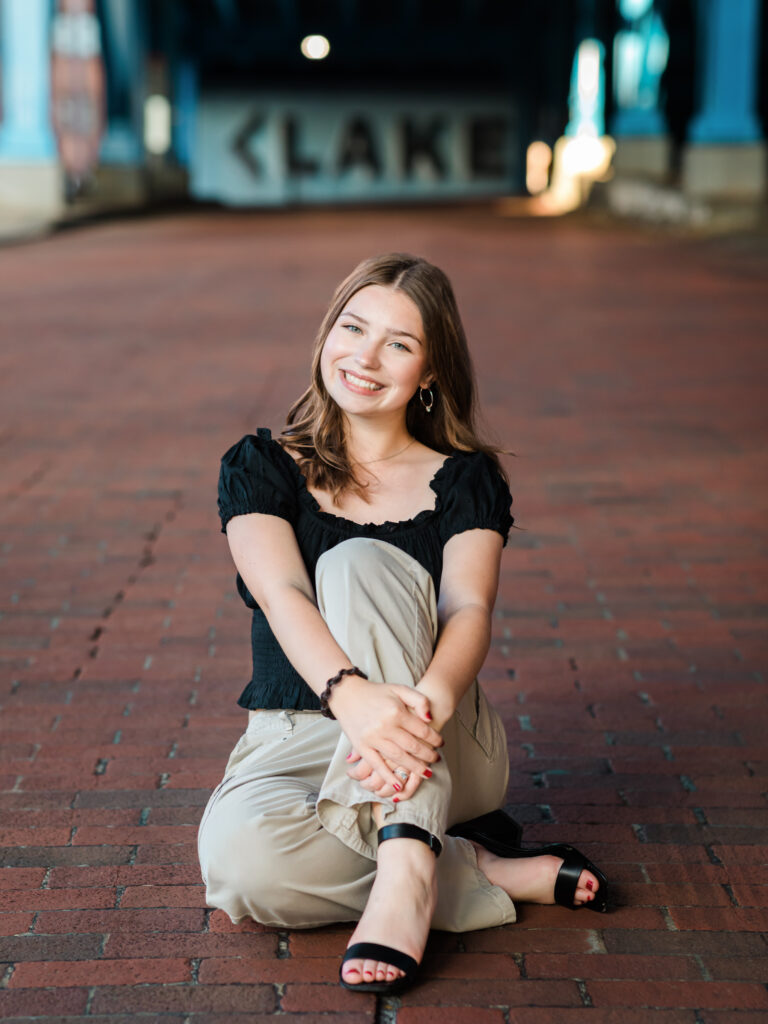 senior girl posing in cleveland ohio for portraits