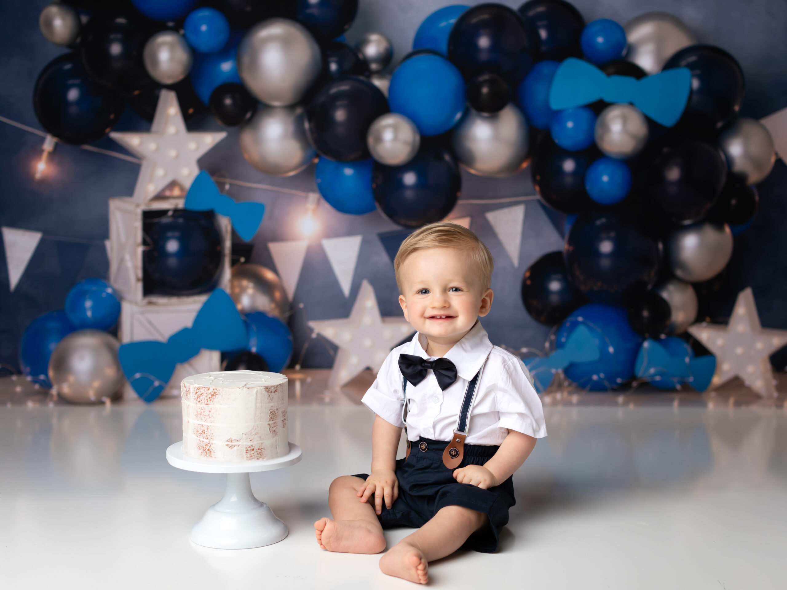 one year old boy photoshoot with Mr ONEderful Birthday Theme